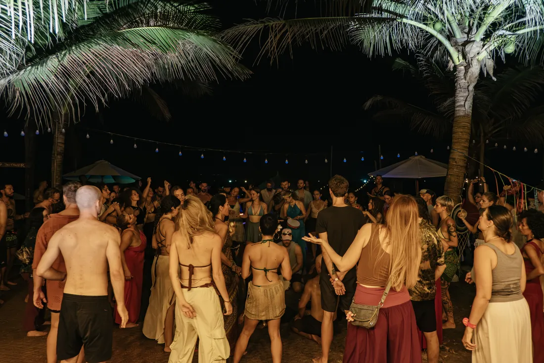 A night on the Extaticaa dance floor in Da Nang (2)