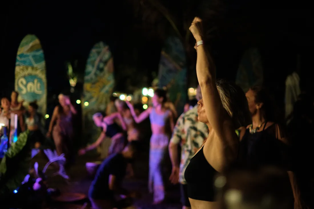 A night on the Extaticaa dance floor in Da Nang (8)