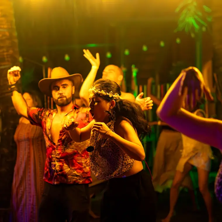 A night on the Extaticaa dance floor in Da Nang (15)